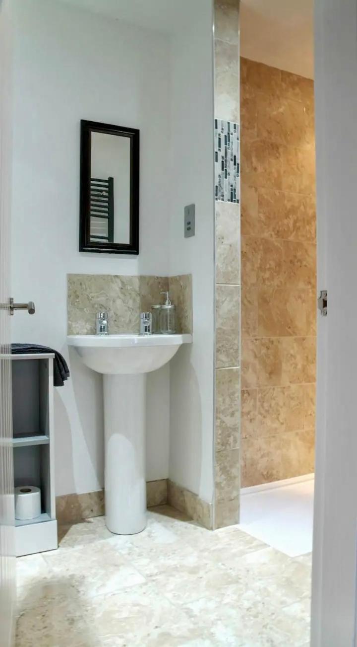 Queensgate Holiday Apartment , Beverley With Parking Екстер'єр фото